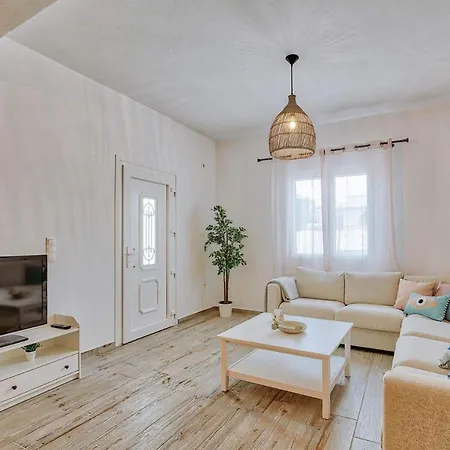 Garbis House Nyaraló